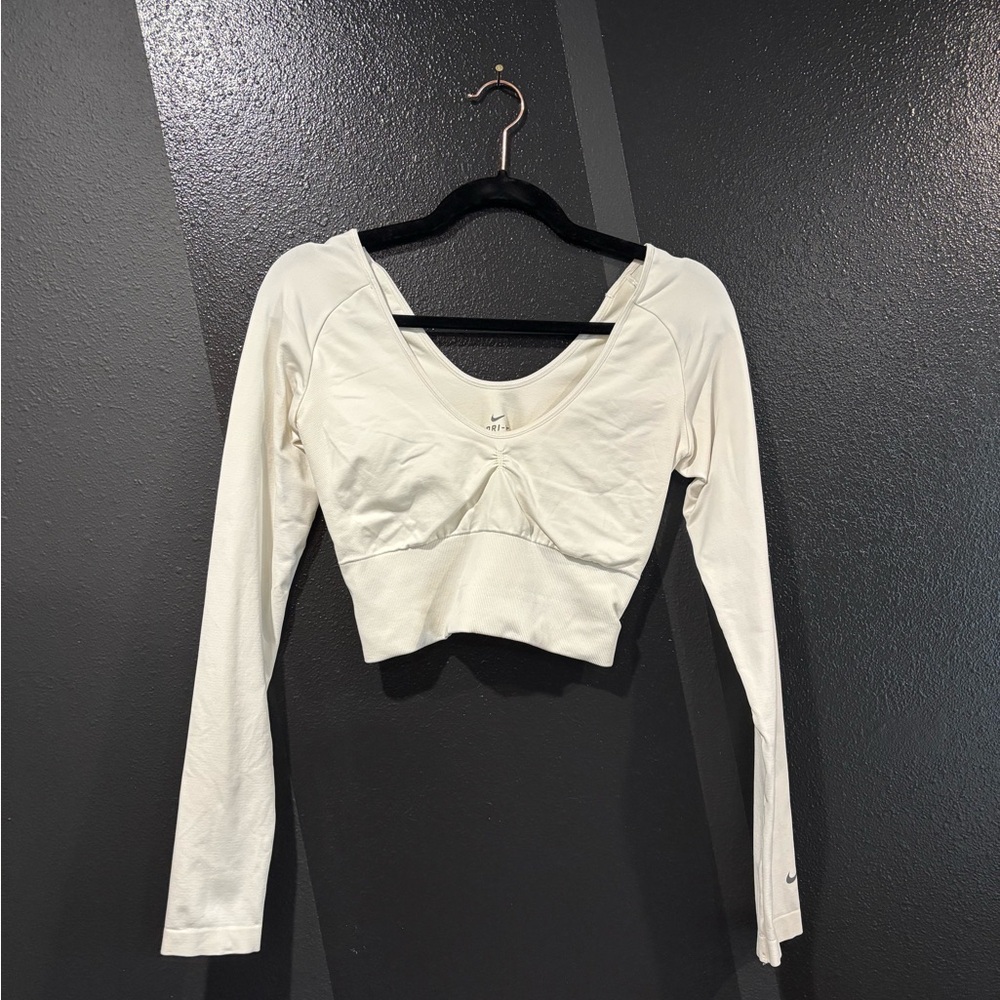 Nike Women's White/Light Cream Long Sleeve Crop (sold)